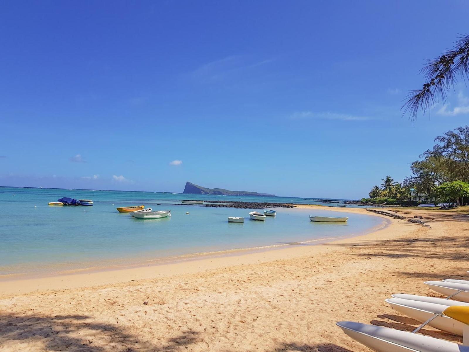 Chic Home With Private Pool, 1 Min To Beach เกป มาลเออเรอส์ ภายนอก รูปภาพ