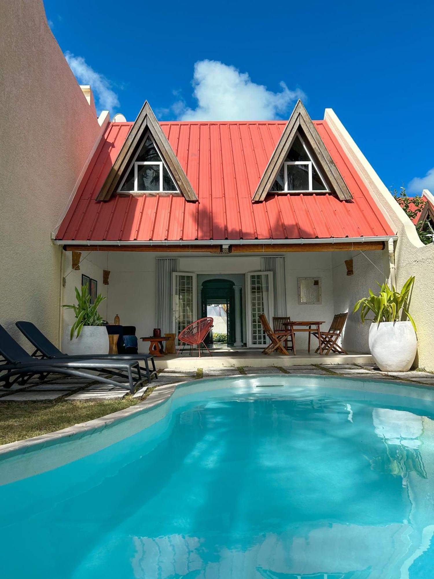 Chic Home With Private Pool, 1 Min To Beach เกป มาลเออเรอส์ ภายนอก รูปภาพ